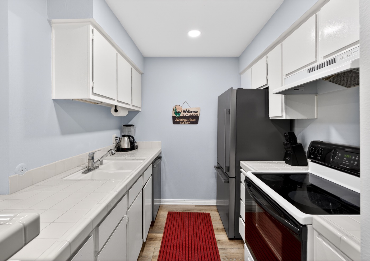 1307 Raintree Circle, Culver City, photo 11