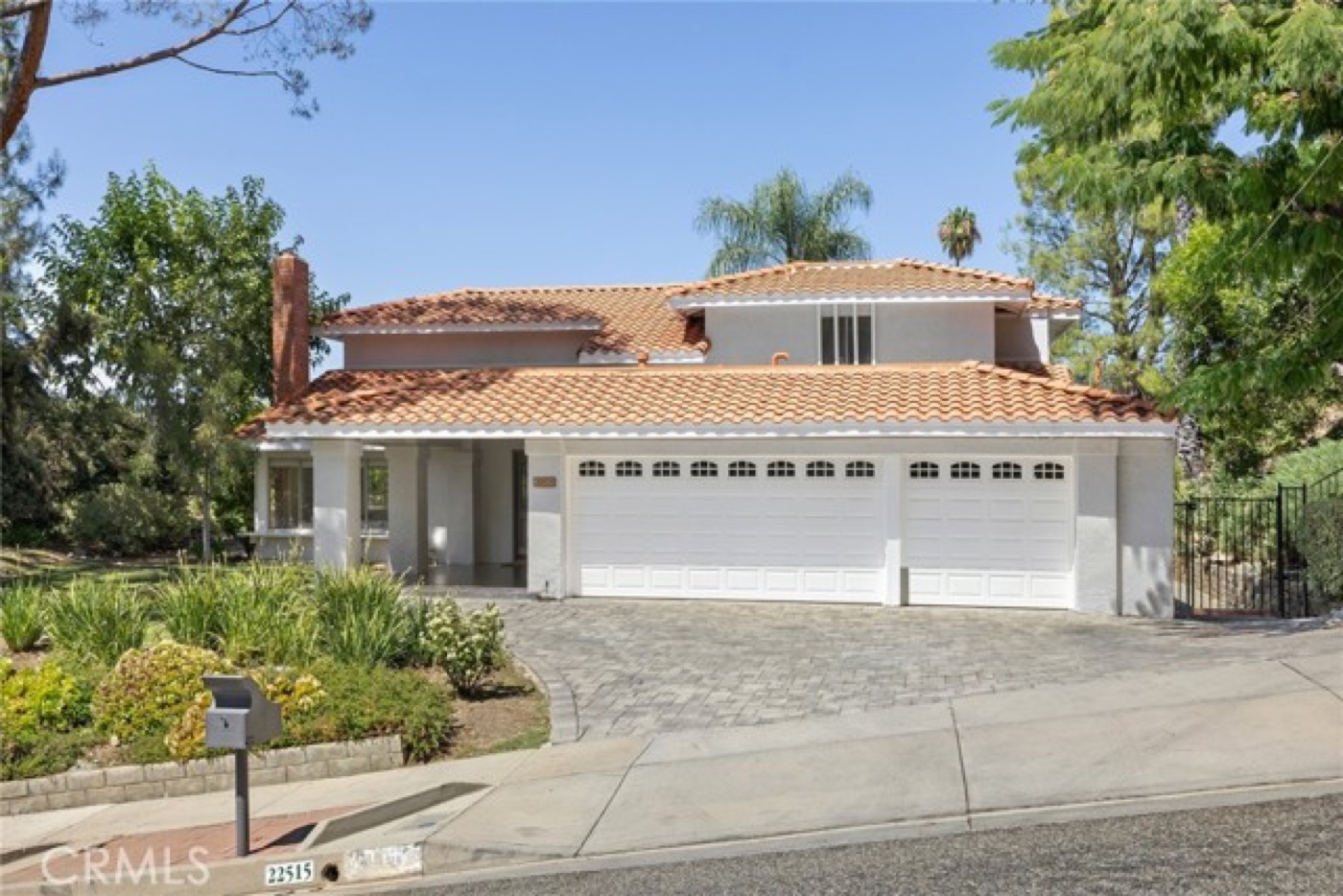 22515 Calipatria Drive, Calabasas