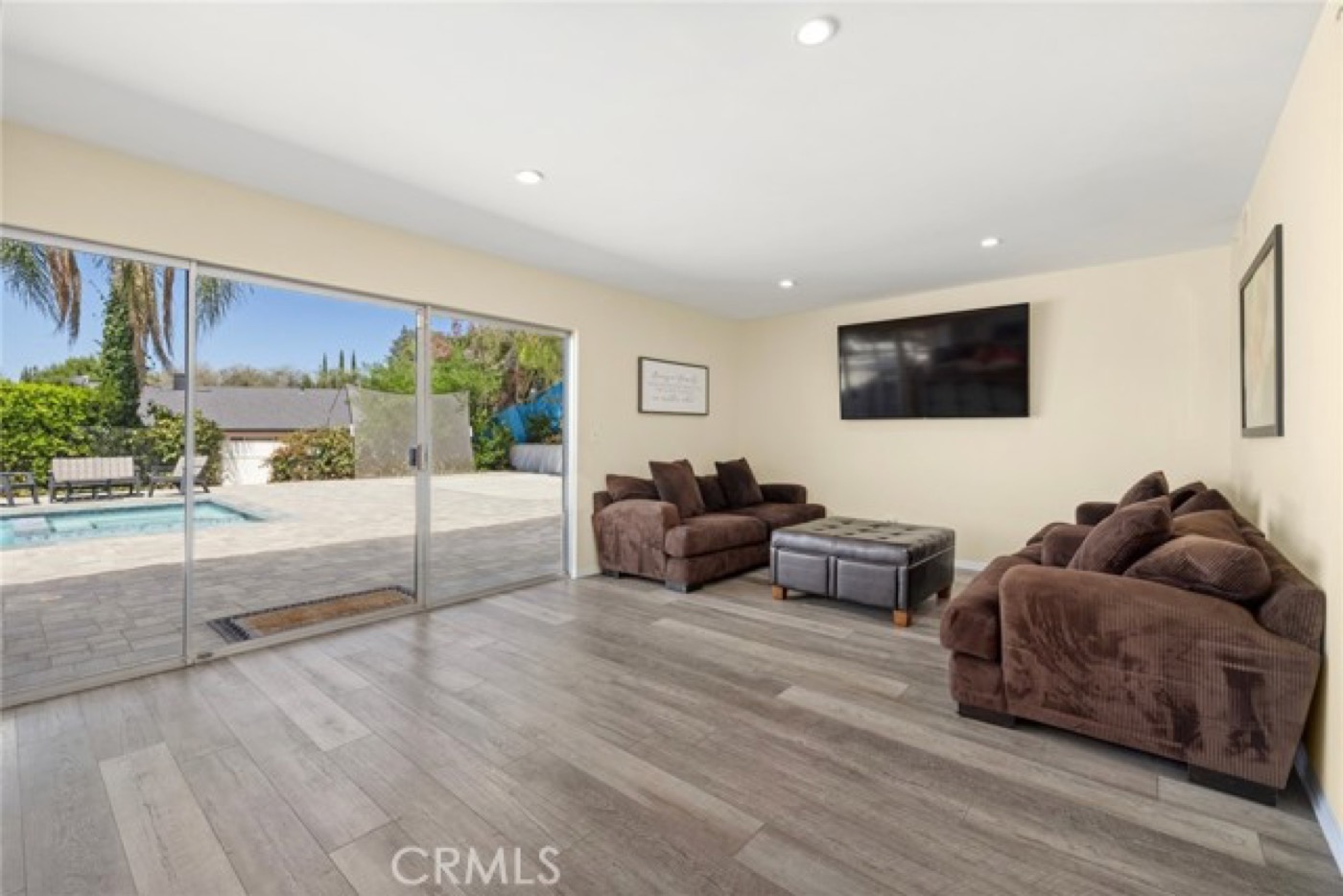 22515 Calipatria Drive, Calabasas, photo 7