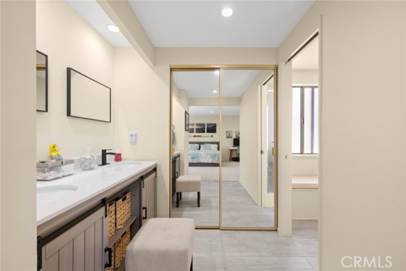 22515 Calipatria Drive, Calabasas, photo 13