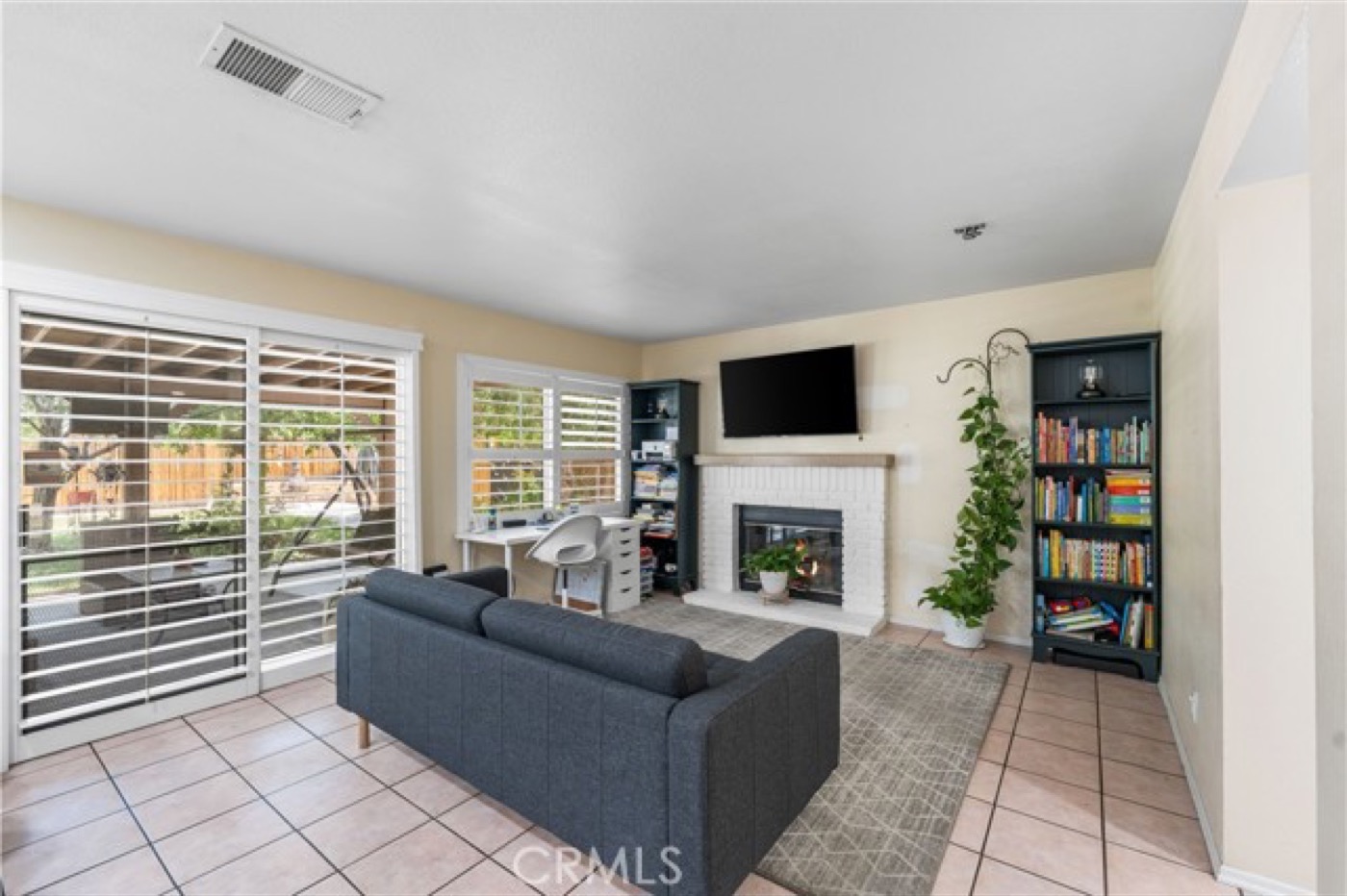 37398 Harrow Court, Palmdale, photo 18