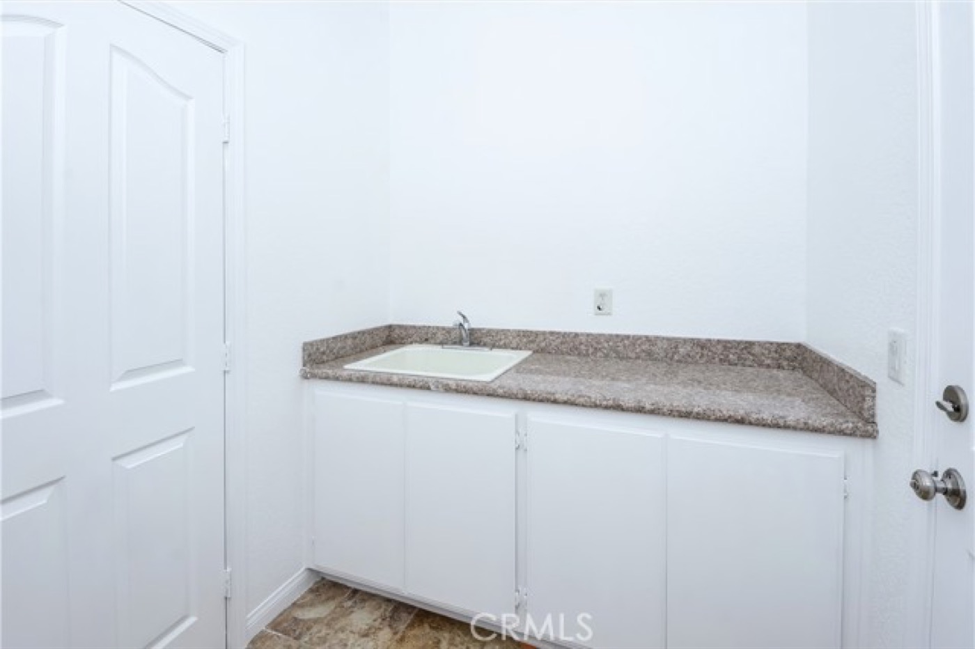 43929 Amy Court, Lancaster, photo 9