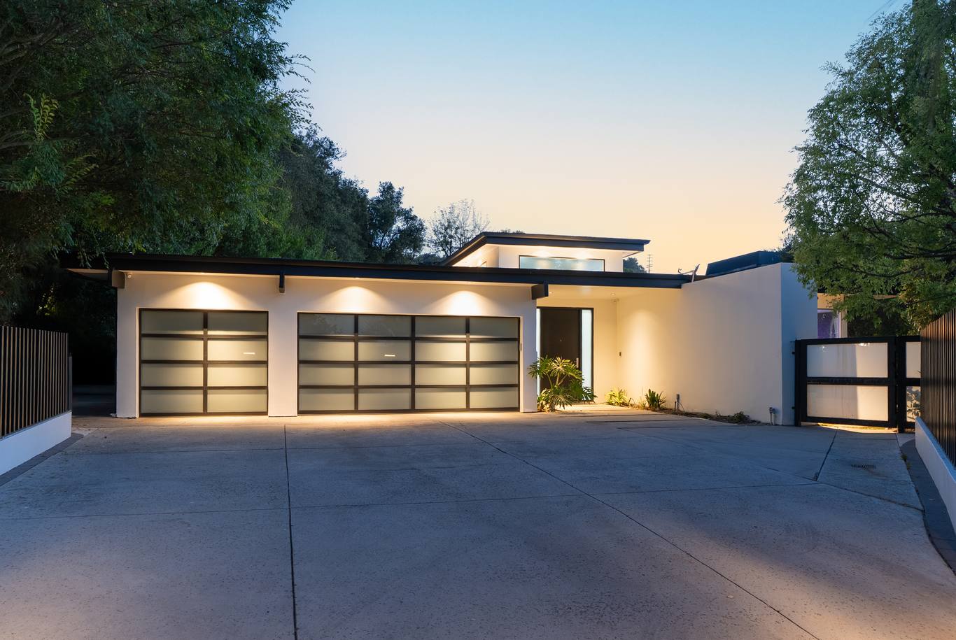 3371 Alana Drive, photo 2