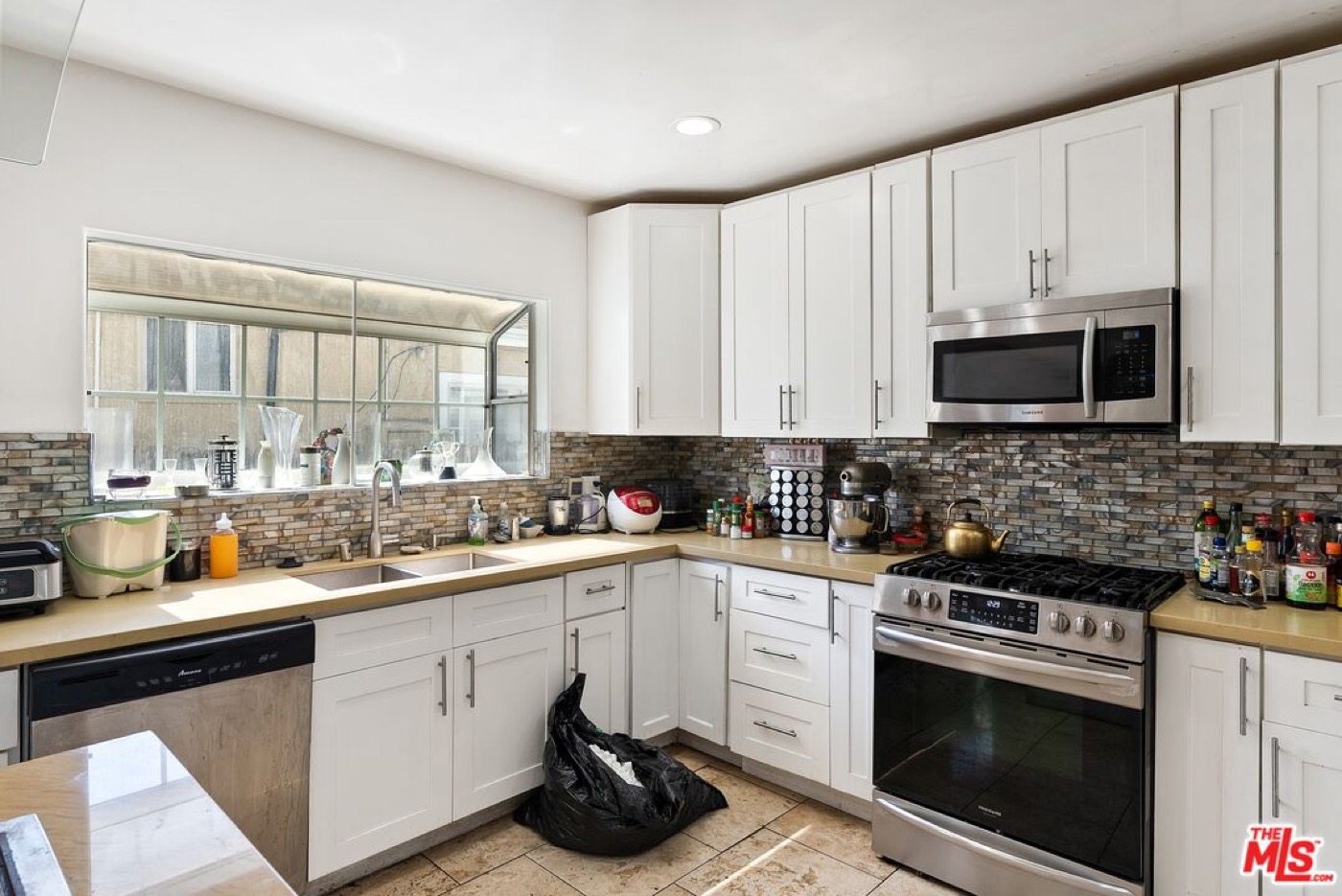 5543 Buffalo Avenue, photo 10